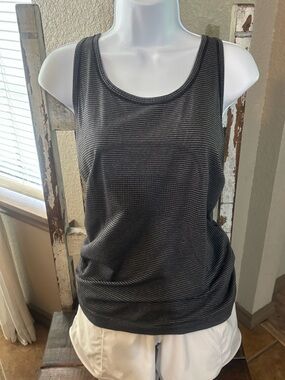 Lululemon Swiftly Tech Racerback Waist Length Black and Gray Micro-Striped Tank